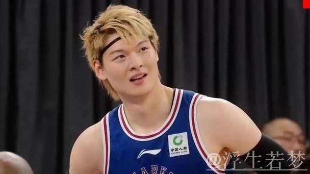 3月29日常规赛:上海对阵新疆 王哲林精彩表现 3月29日常规赛:上海对阵新疆 王哲林精彩表现