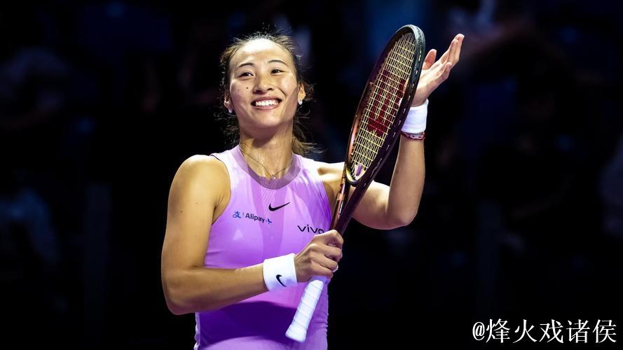 郑钦文当选WTA2025年度最受球迷欢迎单打球员 郑钦文当选WTA2025年度最受球迷欢迎单打球员